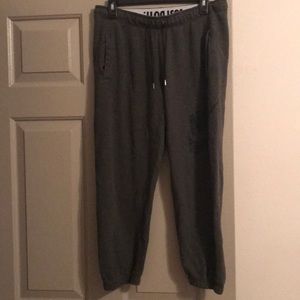 Nike Medium Olive Green Capri jogger